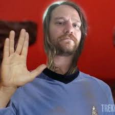 Isabella Yeager (@milk_float)