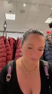 Reel by COMPRAS USA 🇺🇸🇺🇸🇺🇸 (@compras_usa07) · November 13, 2025