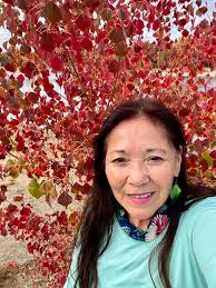 I consider myself a “ low maintenance “ kinda woman … I don't need a fancy  car … Honda suites me well … I don't like fancy purses … a backpack 🎒