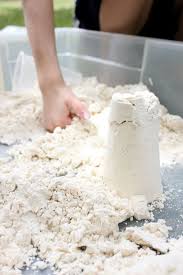 Moonsand 8 Cups Flour 1 Cup Baby Oil Kids Love It You Ll Find Great Storage Containers With Lids At True Value Diy Moon Sand Moon Sand Baby Oil