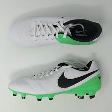 Nike Tiempo Genio Ii Leather Soccer Cleats White Green 819213 103 Pick Lonesole Leather Soccer Cleats Soccer Cleats Cleats