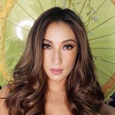 Solenn heussaff solenn heussaff is bench body s newest goddess 0013. Solenn Heussaff Wedding Husband Age Parents Siblings