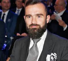 Daniel Craig zmienił się nie do poznania. Pojawił się na festiwalu w  Wenecji, metamorfoza