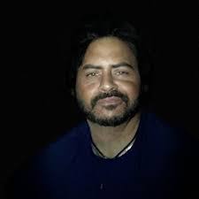 Chris Lemire's Instagram, Twitter & Facebook