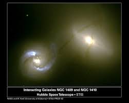 NGC 1410/1409: conducto intergaláctico |