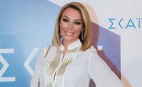 Σάκκαρη h δημοσιογραφία στα… καλύτερα της. Aggi3e To 32 5 X8es H Ekpomph Ths Tatianas Stefanidoy Pellanews