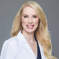 My team and I are excited to welcome Candace Decker, Mrs. Arizona America  2024, to Esthetic Solutions Med Spa! As she prepares for Mrs. America Week,  we are privileged to be part
