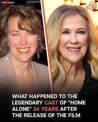 Karin Gibson's Instagram, Twitter & Facebook