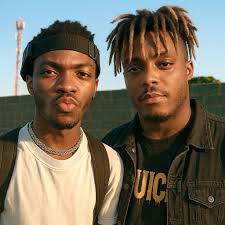 Practicing my best selfie pose... how am I doing? 🧛 Archie🐾