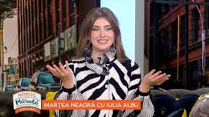 Her birthday, what she did before fame, her family life, fun trivia facts, popularity rankings, and more. Iulia Albu Le Critica Pe Alina Ceusan Si Pe Lili Sandu Qbebe Ro