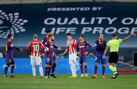 Barcelona's lionel messi is shown a red card by referee jesus gil manzano. Bjwsggsbj9be4m