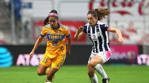 La delantera ex de chivas fue presentada por el club a través de un video en redes sociales, donde se mostró contenta por llegar a su nuevo equipo, el cual no fue. Asi Se Prepara La Aficion Para El Rayadas Tigres Femenil