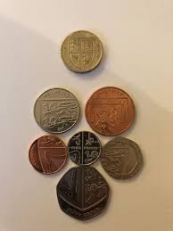 The standard circulating coinage of the united kingdom, british crown dependencies and british overseas territories is denominated in pounds sterling (symbol £), and. The Pence Coins Form The Same Shield From The 1 Pound Coin Mildlyinteresting