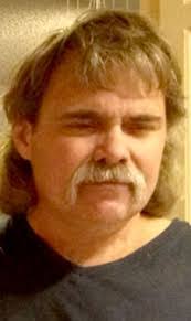 Alberto Deluna's Instagram, Twitter & Facebook