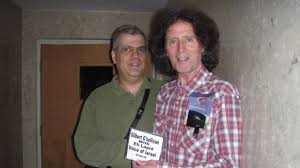 אלי לפיד מראיין את גילברט או'סאליבן ומשמיע ממיטב להיטיו Eli Lapid  Interviews Gilbert O'Sullivan