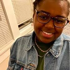 Diane Scheurich's Instagram, Twitter & Facebook