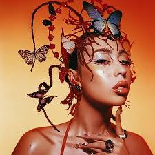 Ebony Moon's Instagram, Twitter & Facebook