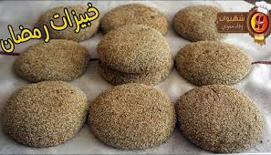 خبز الشعير خبيزات صغار ديال الشعير مطلوع الشعير خبز الشعير والشوفان Food Recipies Arabic Food Bread And Pastries