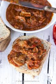 Zacusca De Vinete Cu Ciuperci Bucatar Maniac Blog Culinar Cu Retete Canning Recipes Food Cooking Recipes