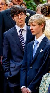 Les princes gentlemen Gabriel et Noah de Nassau : les petits-fils aînés du  couple grand-ducal au mariage de la princesse Alexandra de Luxembourg