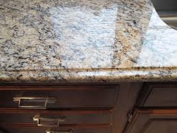 Black And White Speckled Granite Countertops This Is Really Common But I Like The Various Colors Without Being Too Dark Black Brown And Cream Speckled Granite Co Granite Countertops Countertops Granite