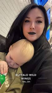 Lee's Famous Recipe Chicken