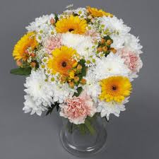 Flower delivery by local florists in dublin. Happy Birthday Flowers Birthday Bouquet Delivery Ireland Mad Flowers