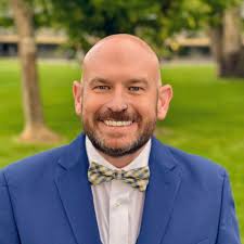 Tony Zani is the new Principal at Wasatch Elementary! Tony brings over 25  years of experience as an educator and school leader dedicated to literacy,  equity, and building thriving school communities. His