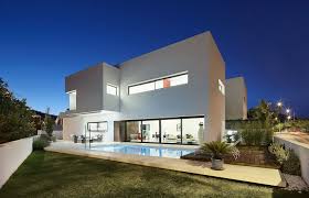 ¡8 hermosos diseños de casas con fachada moderna, que se inclinan un poco hacia el minimalismo para crear un ambiente sencillo y hermoso! View 26 Casas Modernas De Dos Pisos Con Piscina Retsitani