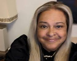 Sonya Kirkman's Instagram, Twitter & Facebook