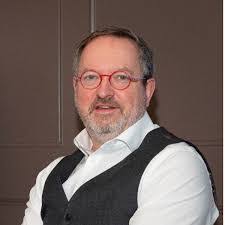 Ashley Shires's Instagram, Twitter & Facebook