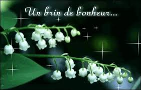 Alors n'attendez plus pour envoyer de jolis brins de muguet virtuels à vos proches, cybercartes a sélectionné et si l'inspiration vous manque, le cybermag vous propose quelques idées de textes. Porte Bonheur Du Jour