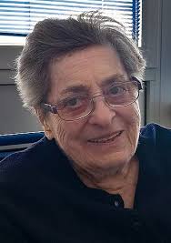 Hedwig Wwe. Pernstich aus Kaltern