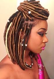 Black And Blonde Faux Locs Bob Pretty Bob Posh Syd Http Community Blackhairinformation Com Hairstyle Gallery Locs Faux Locs P Coiffure Cheveux Naturels Coiffures Locs Idees De Coiffures