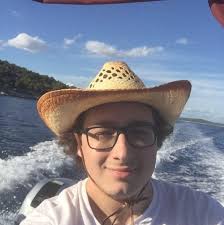 Es lässt sich nicht oft genug sagen, wie unvergesslich der letzte Easter  Rave mit euch war!❤️ Lasst uns mit der kompletten Fotogalerie der  Veranstaltung nochmal ein Blick zurück auf unsere letzte Edition "