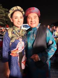 Ca sĩ phi hải ở chung với người chị gái. Nghá»‡ SÄ© Háº£i Ngoáº¡i Ngay Xuan Vá»ng Cá»' HÆ°Æ¡ng Bao NgÆ°á»i Lao Ä'á»™ng