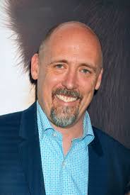 Renaud, un de mes poètes préférés, un grand phénix qui nous étonnera toujours. Oscar Nominated Director Minions Co Creator Chris Renaud 89 To Deliver 2019 Vpa Convocation Address Syracuse University News