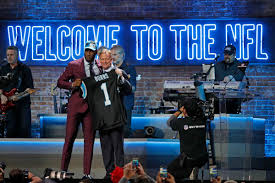 Find out where your favorite position stacks up against the 2021 class and view expert mock fantasy football today. The Ultimate 2021 Nfl Draft Big Board Round Up Cat Scratch Reader