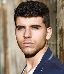 Les Coiffures Pour Les Cheveux Epais Et Le Visage Mince Coiffure Homme Coiffure Cheveux Epais Meilleures Coiffures Pour Hommes
