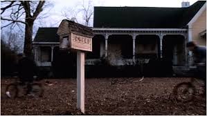 Together, they burn down the house. Pet Sematary Two 10 Things You May Not Know Horrorgeeklife