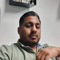 400+ perfiles de «Román Rodriguez»