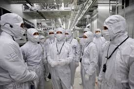 반도체 공장 김경호(이강우) '금지된 사랑' 매주 금요일 저녁 7시30분 mnet/tvn 동시방송이제 오감말고 육감 당신의 식스센스를 믿어라! ì €ì»¤ë²„ê·¸ ì‚¼ì„± ë°˜ë„ì²´ ê³µìž¥ì„œ ë°©ì§„ë³µ ìž…ê³  ê²¬í•™ í›„ê¸° ì˜¬ë ¤ Chosunbiz í…Œí¬