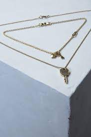 A Feminine Tomboy Marc Jacobs Arrow Necklace Womens Watches