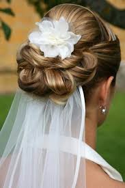 Wedding Veils Under Bun Veil Under Hair Up With Flower Hairdo Wedding Wedding Hairstyles With Veil Best Wedding Hairstyles