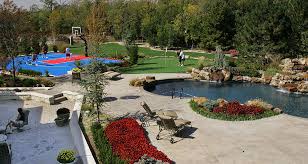 New and used items, cars, real estate, jobs, services, vacation great price 1 bed plus 1 bath, luxurious condo building opposite cn tower and rogers center with pool, gym, basketball court, bowling. Versacourt Landscaping Companies