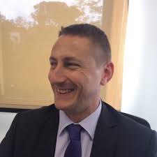 Me complace compartir una nueva etapa en mi trayectoria profesional.