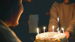 Bisa teh karena biasa, urang moal bisa ngangeuskeun masalah lamun teu biasa keuna masalah. 15 Ucapan Selamat Ulang Tahun Bahasa Sunda Dan Artinya 2021 Poskata