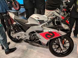 Dengan semua ciri dan kecanggihan teknologi enjin honda rs 150cc, jentera ini pasti menjadi pilihan terbaik dalam kelas kapcai premium. 150cc Archives Motomalaya Net Berita Dan Ulasan Dunia Kereta Dan Motosikal Dari Malaysia