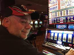 Mr. Elvin Charles Larson Obituary