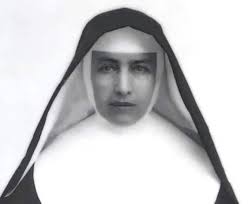 Saint Marianne Cope's Story Though leprosy scared off most people in  19th-century Hawaii, that disease sparked great generosity in the woman who  came to be known as Mother Marianne of Molokai. Her